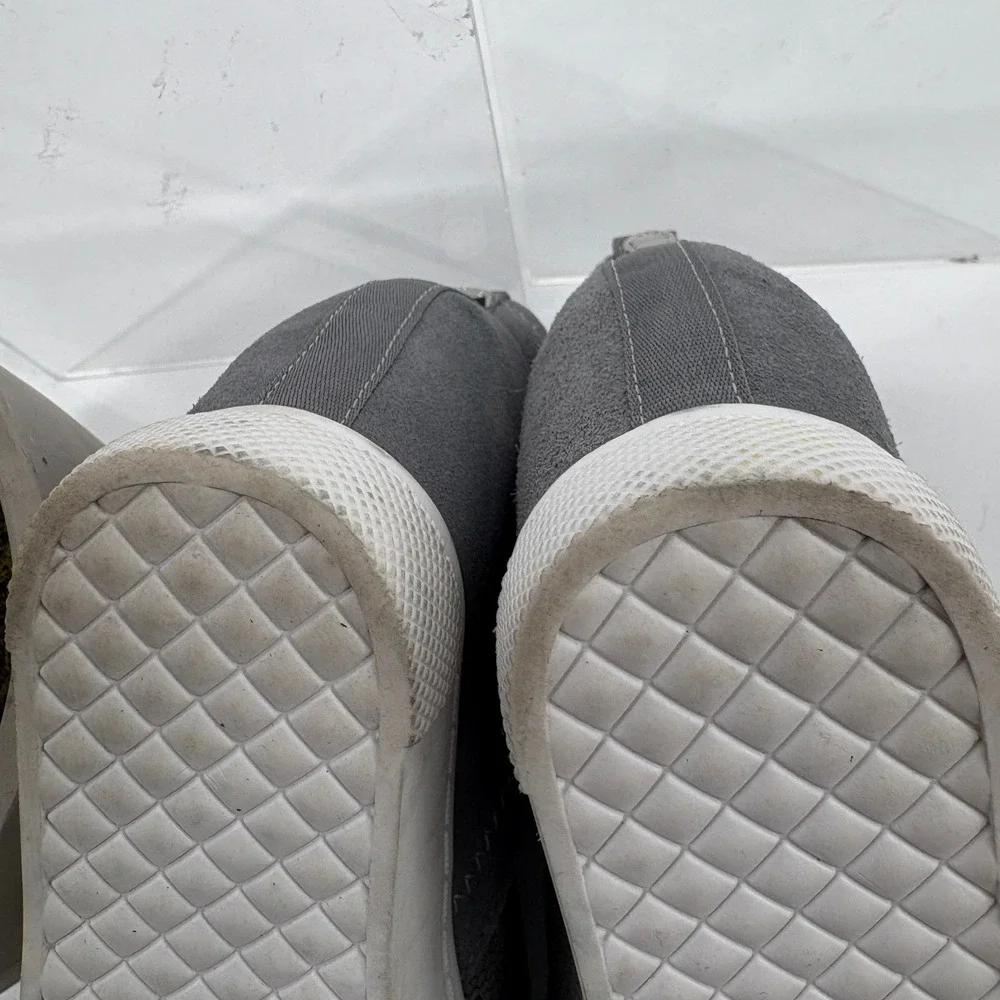 Steve‎ Madden Leo hidden wedge sneakers grey 7.5 Comfort pull-on